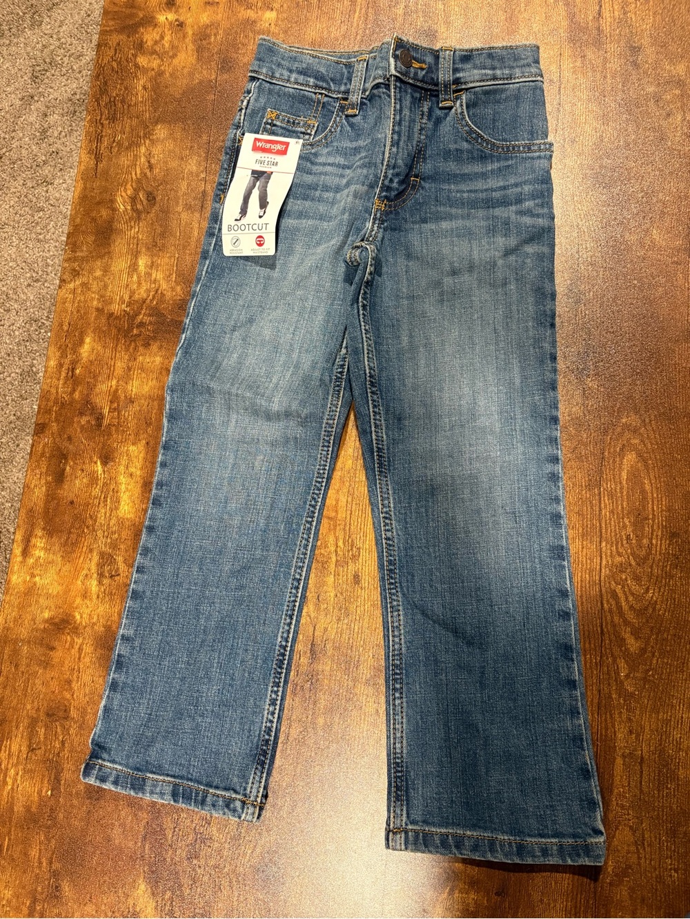 Wrangler Boys Bootcut Jeans in Medium Blue Wash size 6 slim